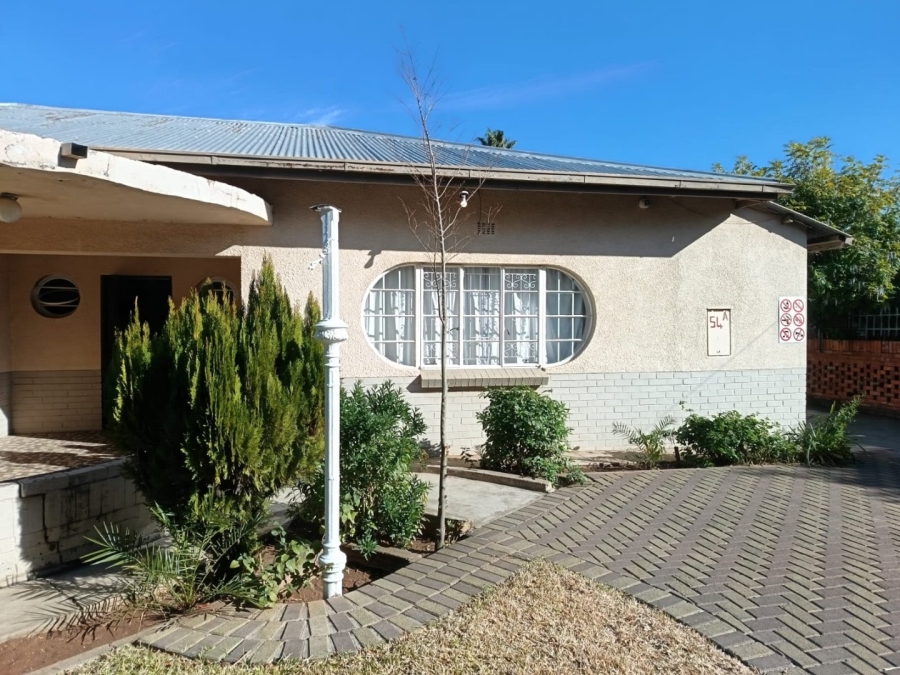 5 Bedroom Property for Sale in New Park Northern Cape